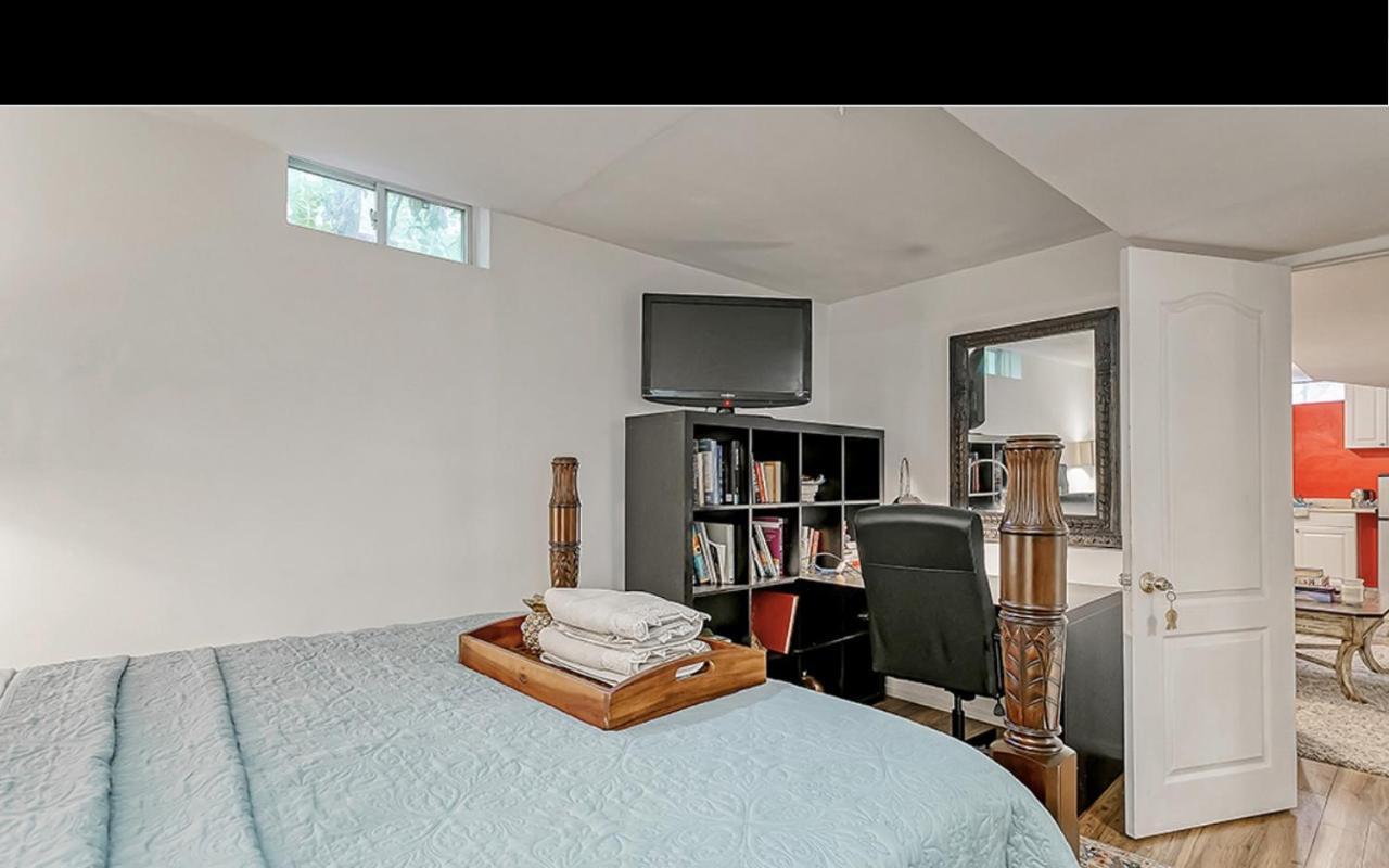 Cozy Apartment In Oakville , Ontario , Canada Exterior photo